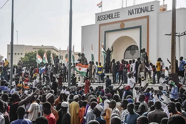 US evacuates embassy in Niger